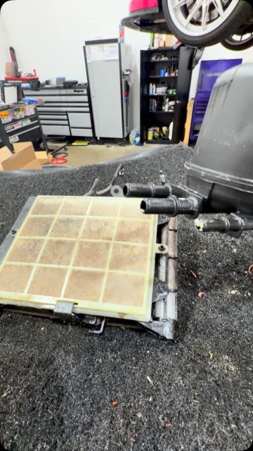 Customer made a costly mistake, tell us what you think happened.  #automotive #repair #mechanic #ford #f250